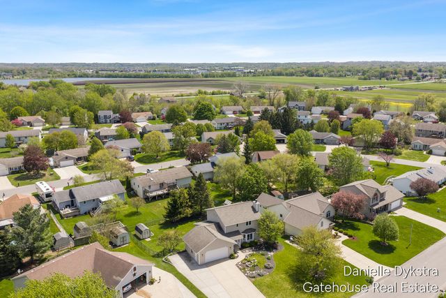 6332 Brookfield Court, Georgetown Twp, MI 49426