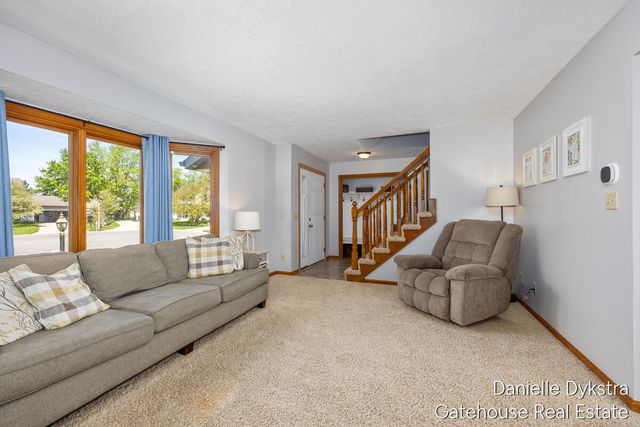 6332 Brookfield Court, Georgetown Twp, MI 49426