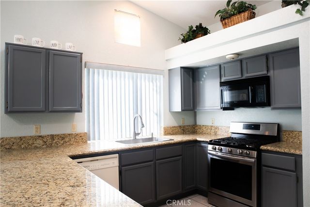 2669 Maple Drive, Hemet, CA 92545