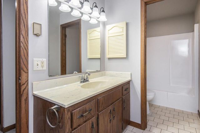 3 Linden CIRCLE, Jefferson, WI 53549