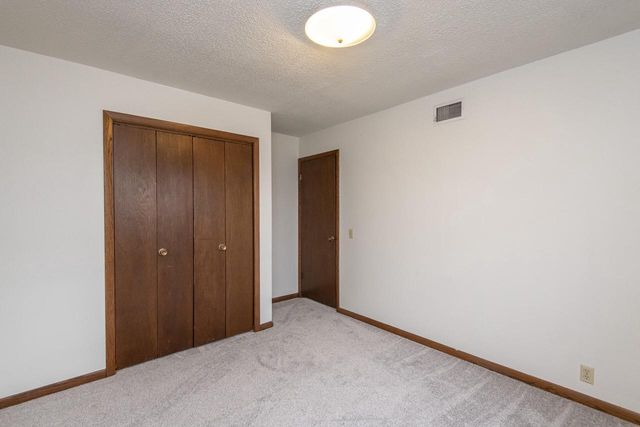 3 Linden CIRCLE, Jefferson, WI 53549