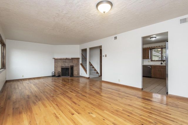 3 Linden CIRCLE, Jefferson, WI 53549