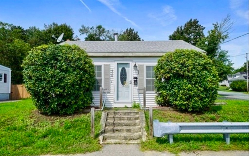 936 Centre, Brockton, MA 02302