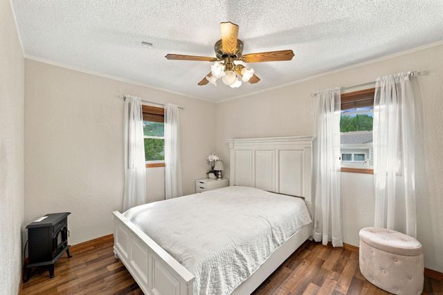 1156 Lindner Drive, Waterloo, IA 50702