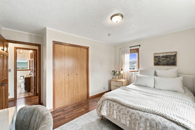 1156 Lindner Drive, Waterloo, IA 50702