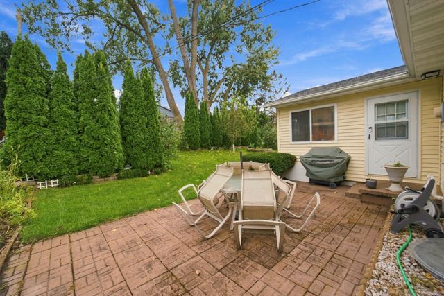 1156 Lindner Drive, Waterloo, IA 50702
