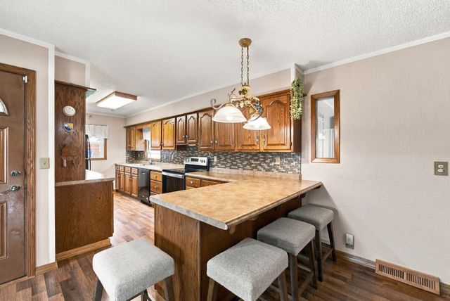 1156 Lindner Drive, Waterloo, IA 50702