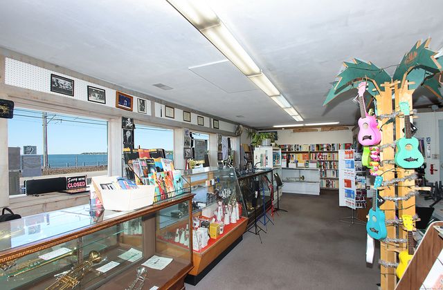 171 Main Street, East Lyme, CT 06357