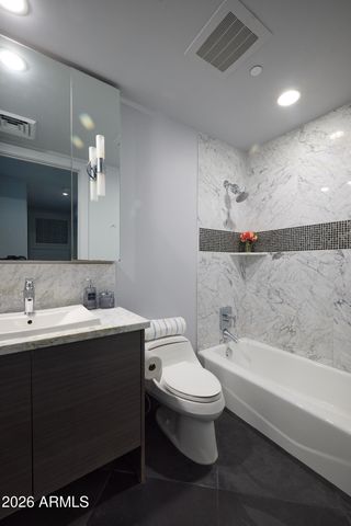 140 E RIO SALADO Parkway 207, Tempe, AZ 85281