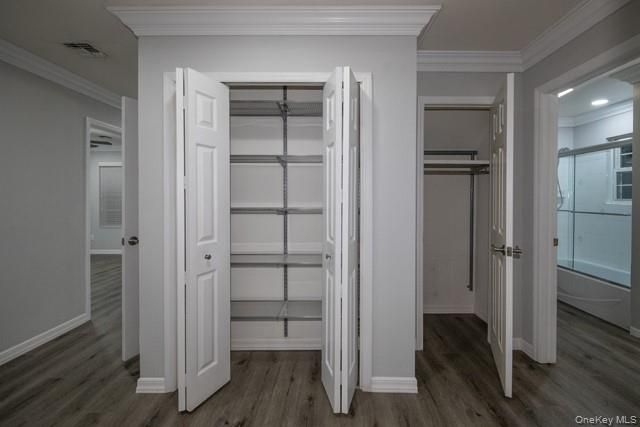 26 Neal 26, South Setauket, NY 11720