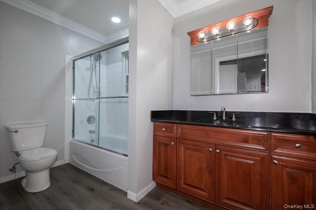 26 Neal 26, South Setauket, NY 11720