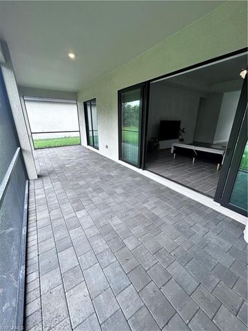 11017 Hanging Vine DR, Fort Myers, FL 33913