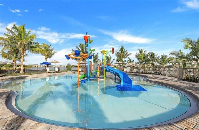 11017 Hanging Vine DR, Fort Myers, FL 33913