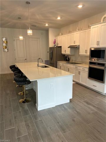 11017 Hanging Vine DR, Fort Myers, FL 33913