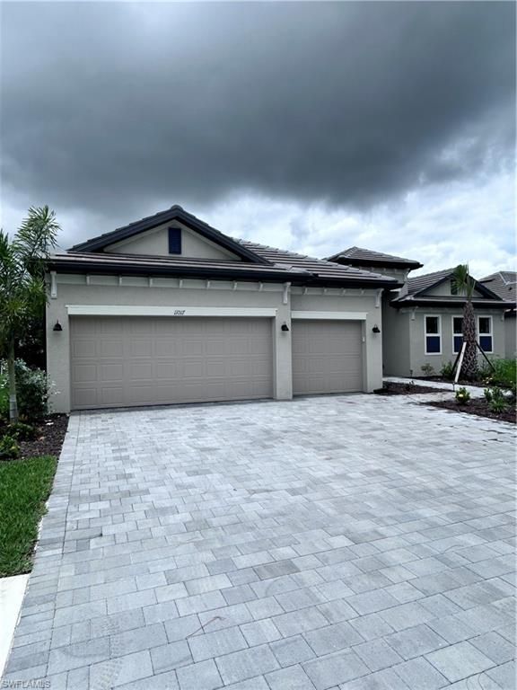 11017 Hanging Vine DR, Fort Myers, FL 33913