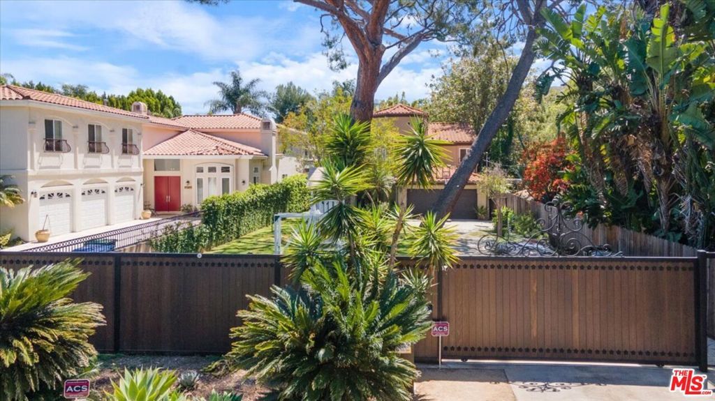 Image 38 of property listing at 12834 Landale Street, Studio City, CA 91604