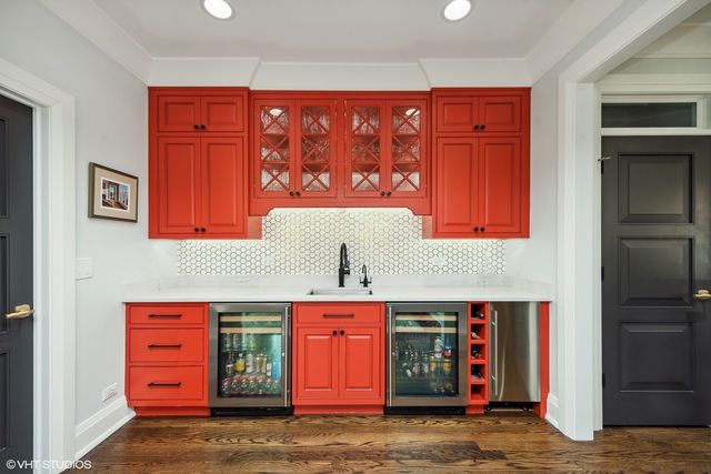 675 Old Barrington Road, North Barrington, IL 60010