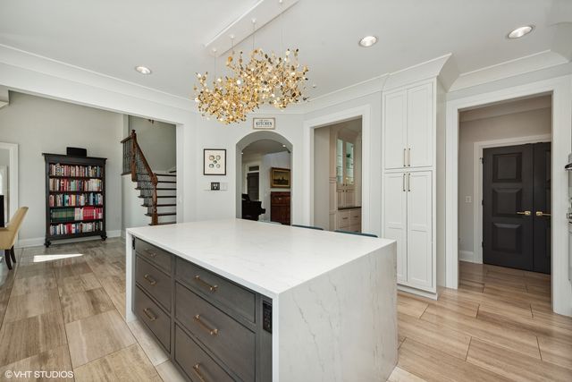 675 Old Barrington Road, North Barrington, IL 60010