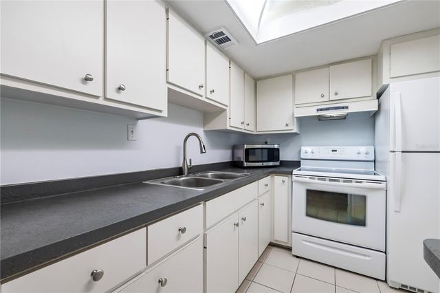 3100 HARBOR BOULEVARD 106, Port Charlotte, FL 33952