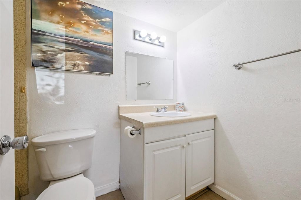 Image 22 of property listing at 3100 HARBOR BOULEVARD 106, Port Charlotte, FL 33952