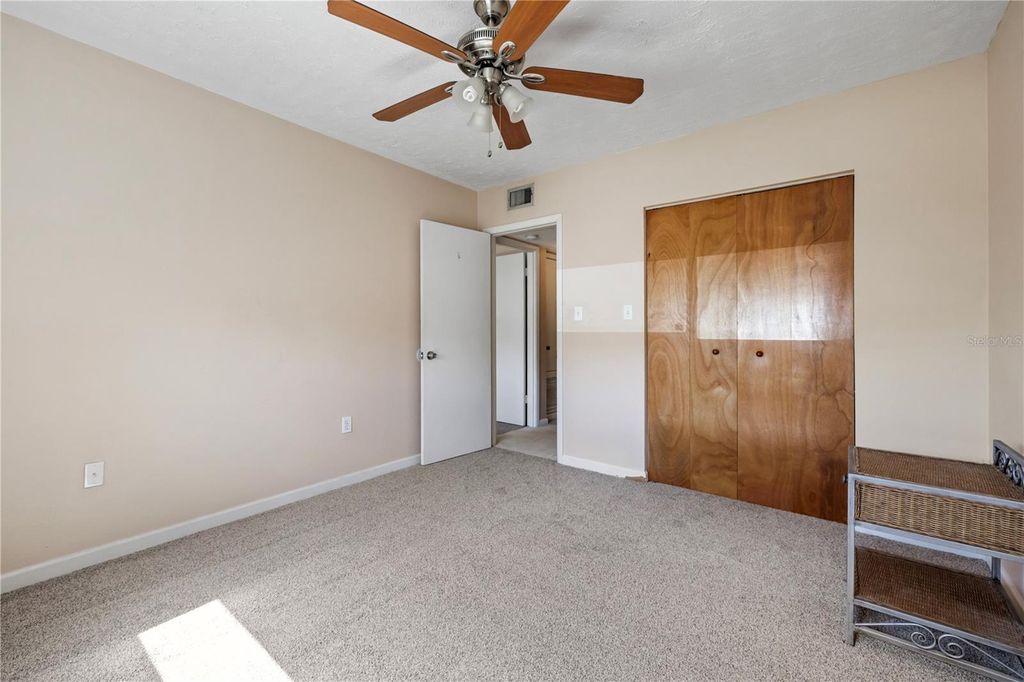 Image 26 of property listing at 3100 HARBOR BOULEVARD 106, Port Charlotte, FL 33952