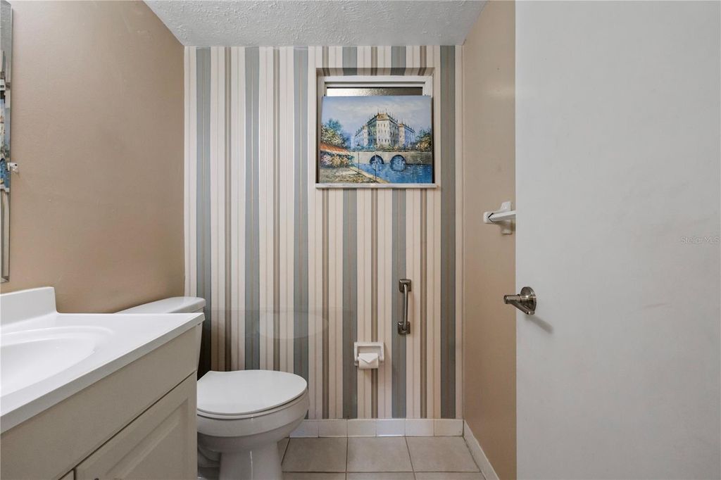 Image 28 of property listing at 3100 HARBOR BOULEVARD 106, Port Charlotte, FL 33952
