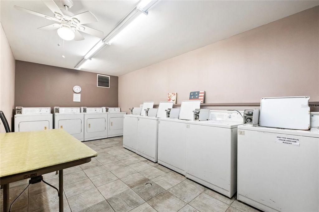 Image 29 of property listing at 3100 HARBOR BOULEVARD 106, Port Charlotte, FL 33952