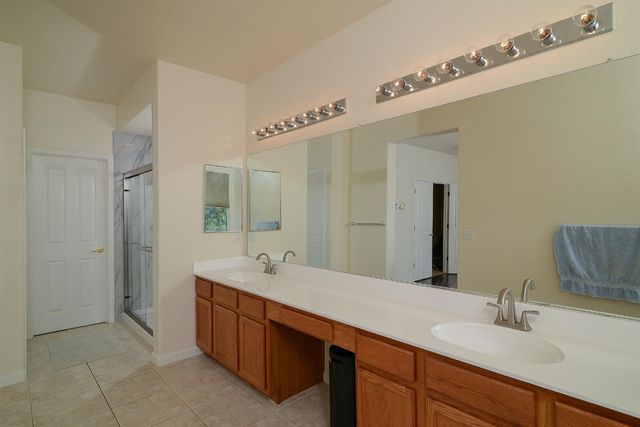 1933 Bastona, Elk Grove, CA 95758