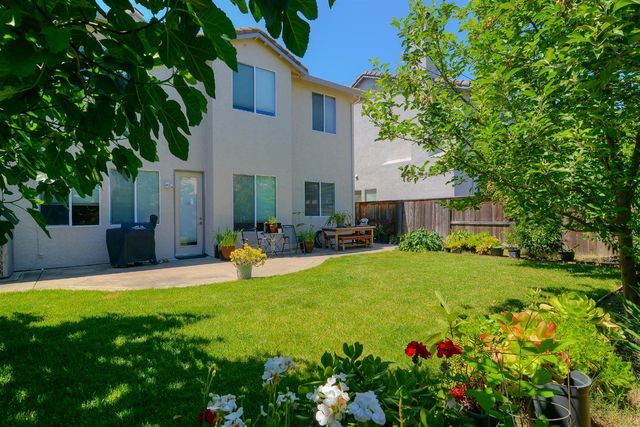 1933 Bastona, Elk Grove, CA 95758