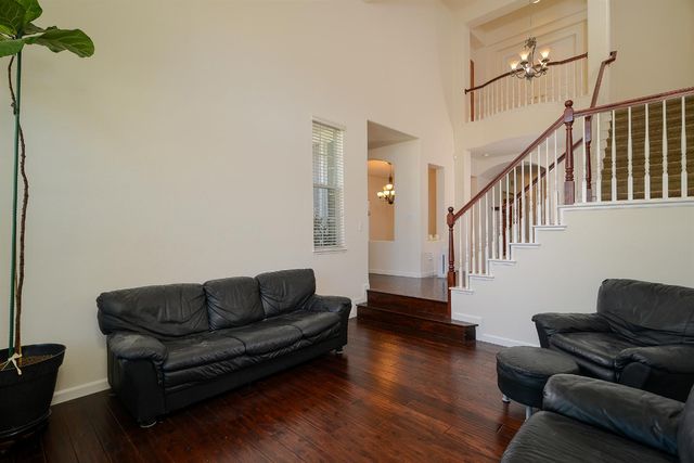 1933 Bastona, Elk Grove, CA 95758