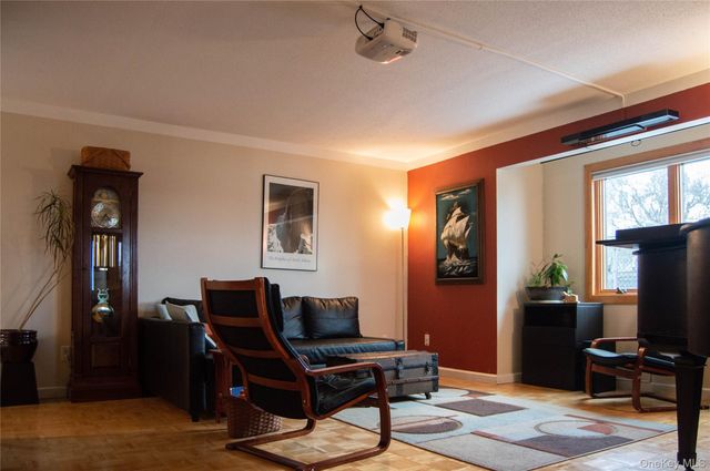 350 Water Street 1-2, Newburgh, NY 12550