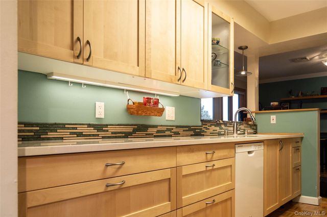 350 Water Street 1-2, Newburgh, NY 12550