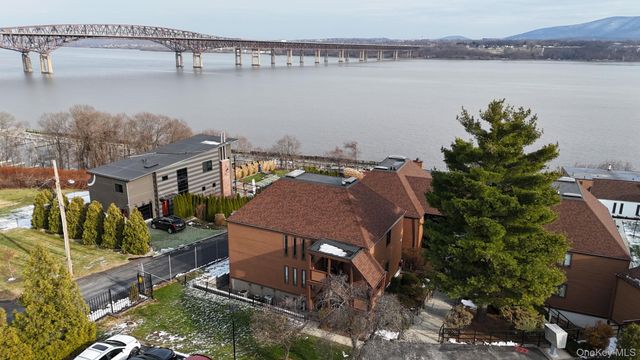 350 Water Street 1-2, Newburgh, NY 12550