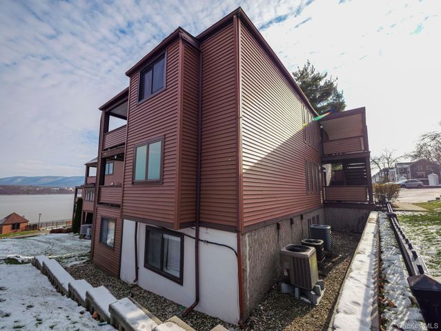 350 Water Street 1-2, Newburgh, NY 12550