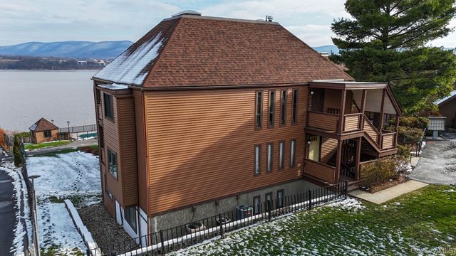 350 Water Street 1-2, Newburgh, NY 12550