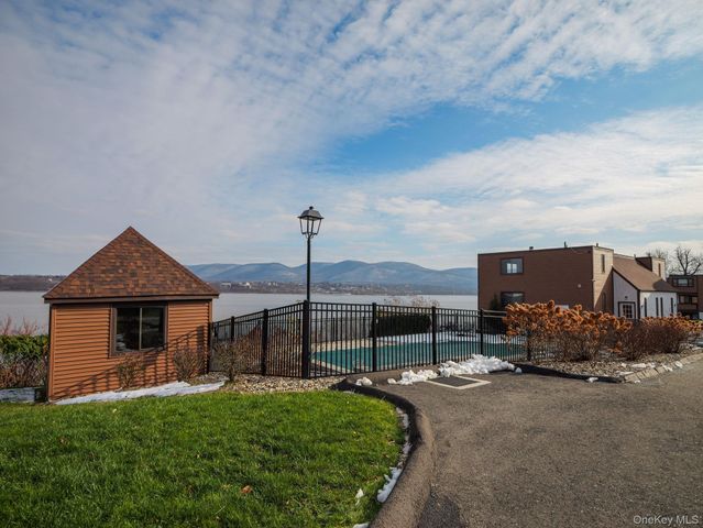 350 Water Street 1-2, Newburgh, NY 12550