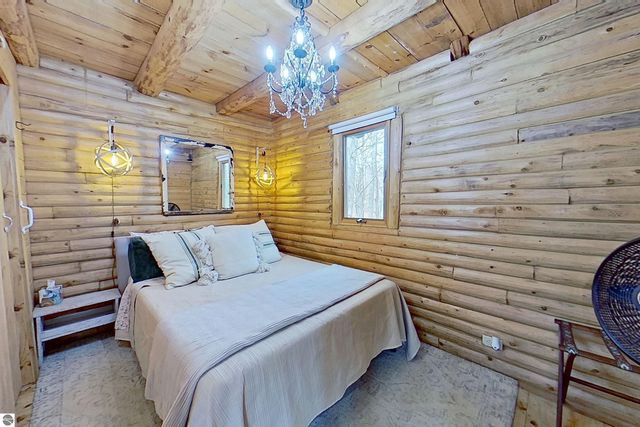 4553 S Paradise, Merritt, MI 49667