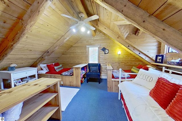 4553 S Paradise, Merritt, MI 49667