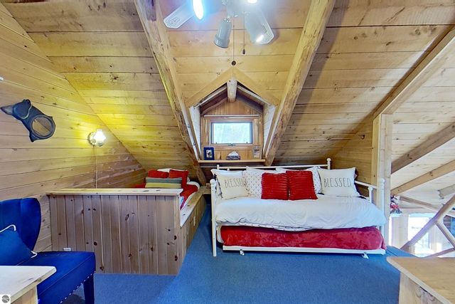 4553 S Paradise, Merritt, MI 49667