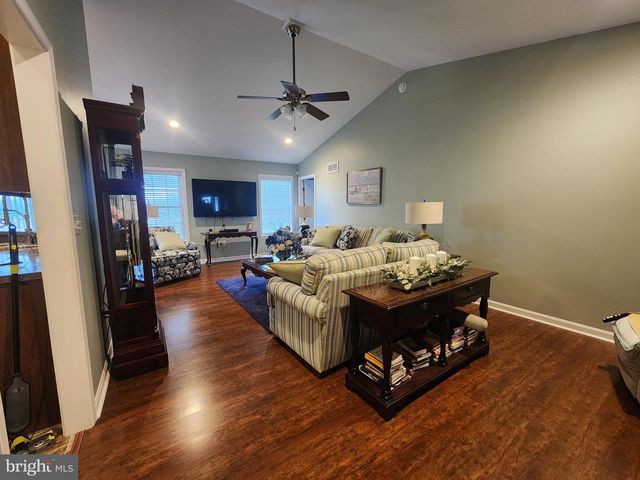 194 CATTLE DR, Felton, DE 19943