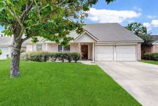2107 Collingsfield, Sugar Land, TX 77478