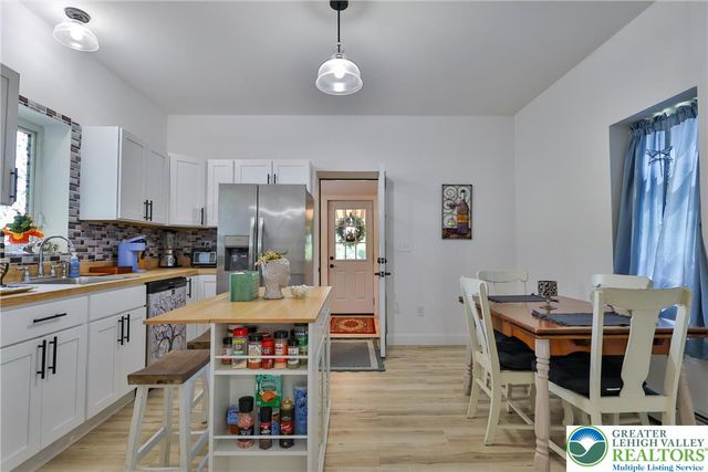 234 East Northampton Street, Bath Boro, PA 18014