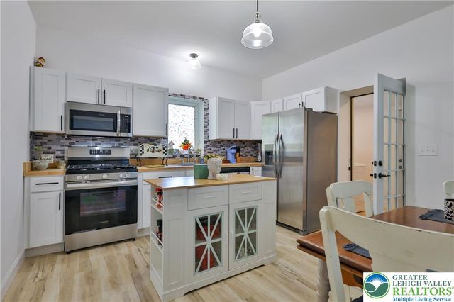 234 East Northampton Street, Bath Boro, PA 18014