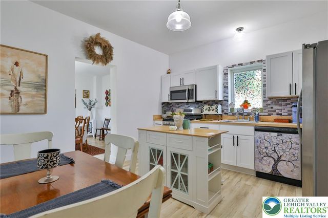234 East Northampton Street, Bath Boro, PA 18014
