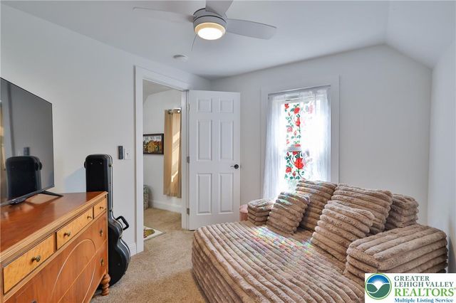 234 East Northampton Street, Bath Boro, PA 18014