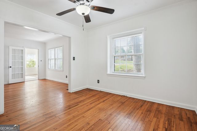 30 Woodlawn Avenue, Hampton, GA 30228