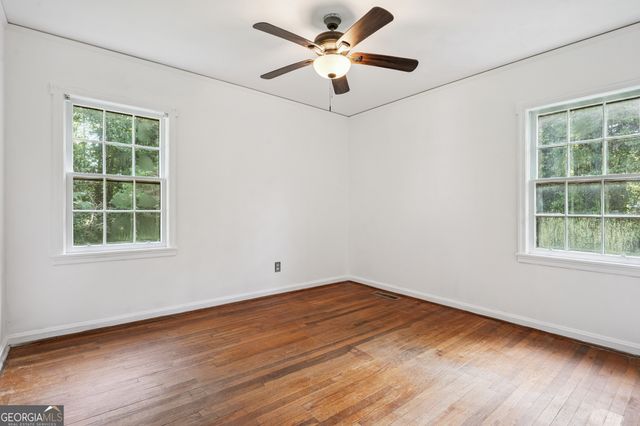 30 Woodlawn Avenue, Hampton, GA 30228
