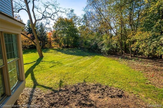 7322 SANDY CREEK Lane, Bloomfield Charter Township, MI 48301