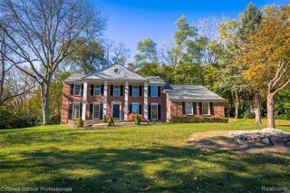 7322 SANDY CREEK Lane, Bloomfield Charter Township, MI 48301