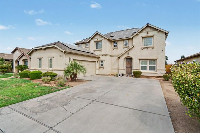 5292 W Cotton Avenue, Fresno, CA 93722